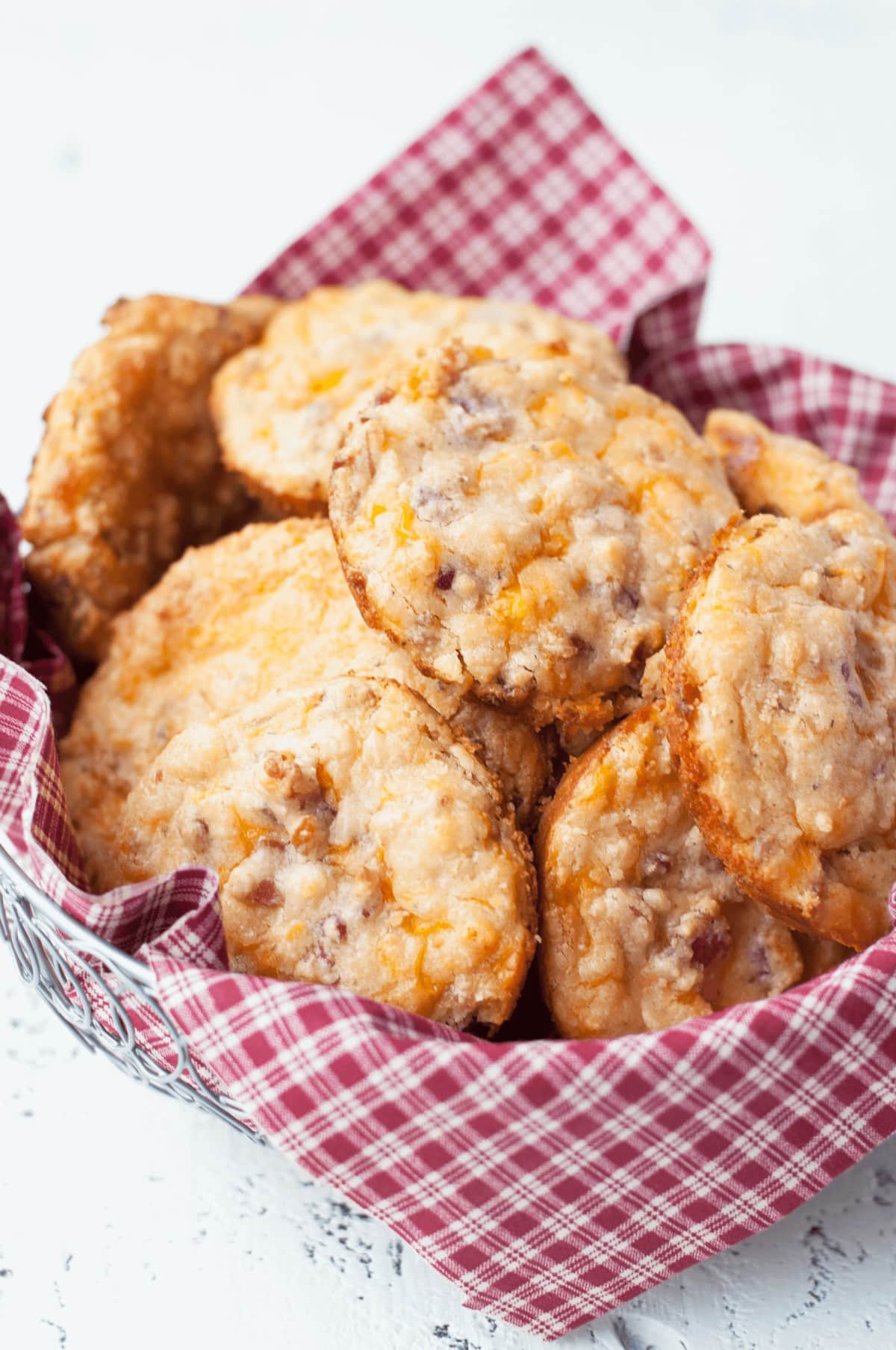 Cheddar Jalapeno Bacon Low Carb Biscuits