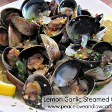 Lemon Garlic Steamed Clams