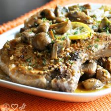 Lemon Garlic Pork Steaks with Mushrooms – Low Carb, Gluten Free