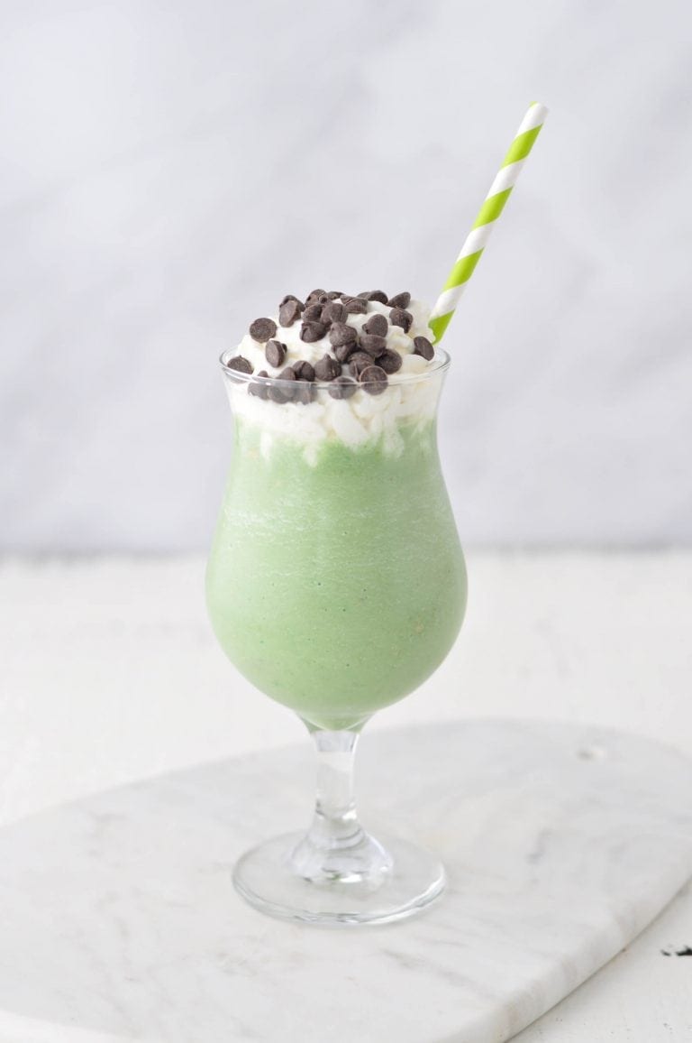 The perfect sugar free, low carb St. Pattys Day Treat. Skip the high-carb, sugar loaded version and go for this Keto Dairy Free Shamrock Shake
