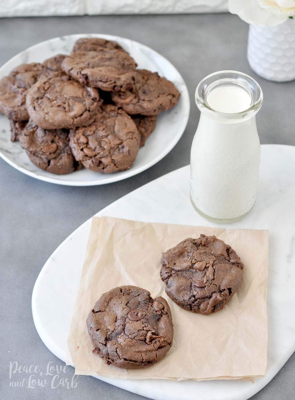 Keto Flourless Chewy Double Chocolate Chip Cookies