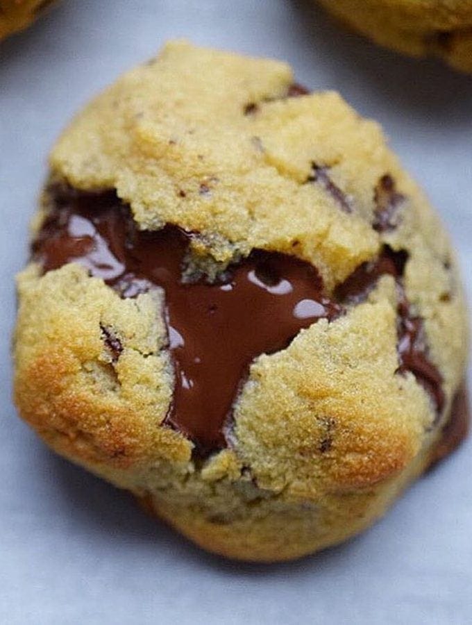 Keto Chewy Chocolate Chip Cookies - Perfectly chewy and gooey, low carb chocolate chip cookies | Peace Love and Low Carb