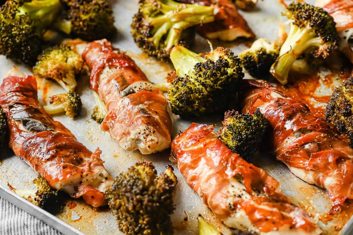 https://peaceloveandlowcarb.com/wp-content/uploads/2022/05/Prosciutto-Chicken-and-Broccoli-Sheet-Pan-Meal-9.jpg